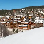 Апарт-отель Pierre & Les Ravines