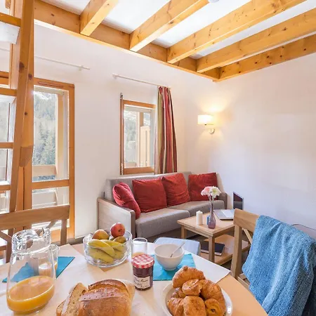 Pierre & Les Ravines Meribel