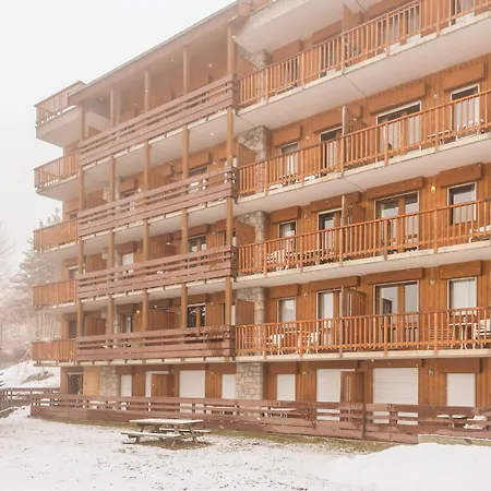 Pierre & Les Ravines Meribel